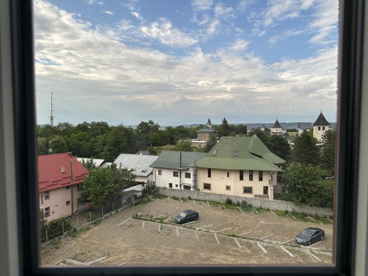 Apartament In Suceava, Zamca Apartamento Exterior foto